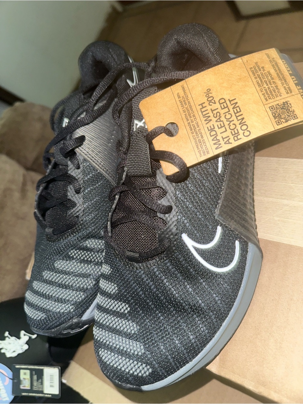 Nike metcon Black & Gray Athletic Sneakers - Swoosh Detail